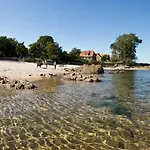 Allinge Badehotel Аллинге