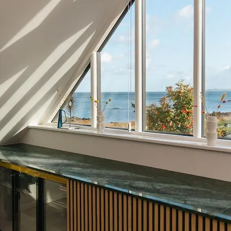 Allinge Badehotel ホテル